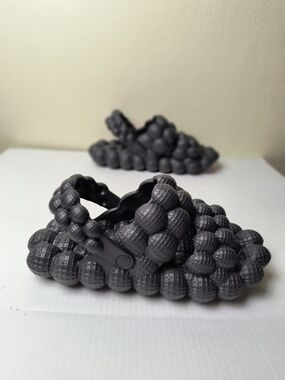 Massage Bubble Slides Slippers Sandals Breathable 10W/11M Black